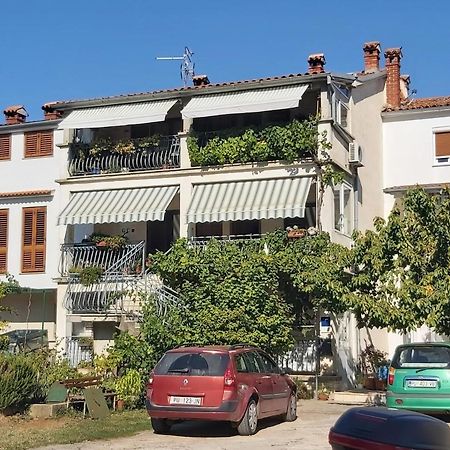 Apartments And Rooms By The Sea Rovinj - 19183 Exteriör bild