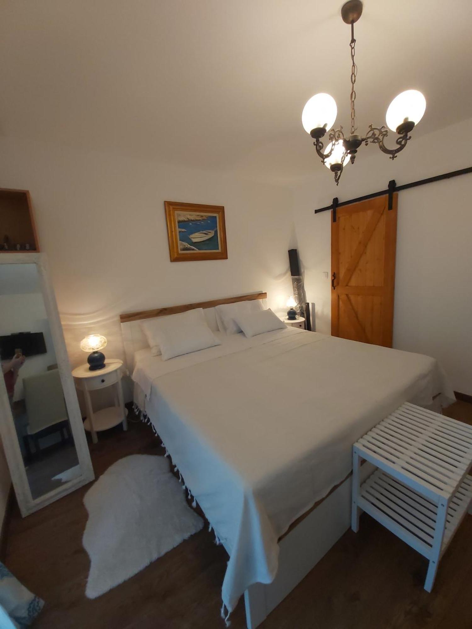 Apartments And Rooms By The Sea Rovinj - 19183 Rum bild